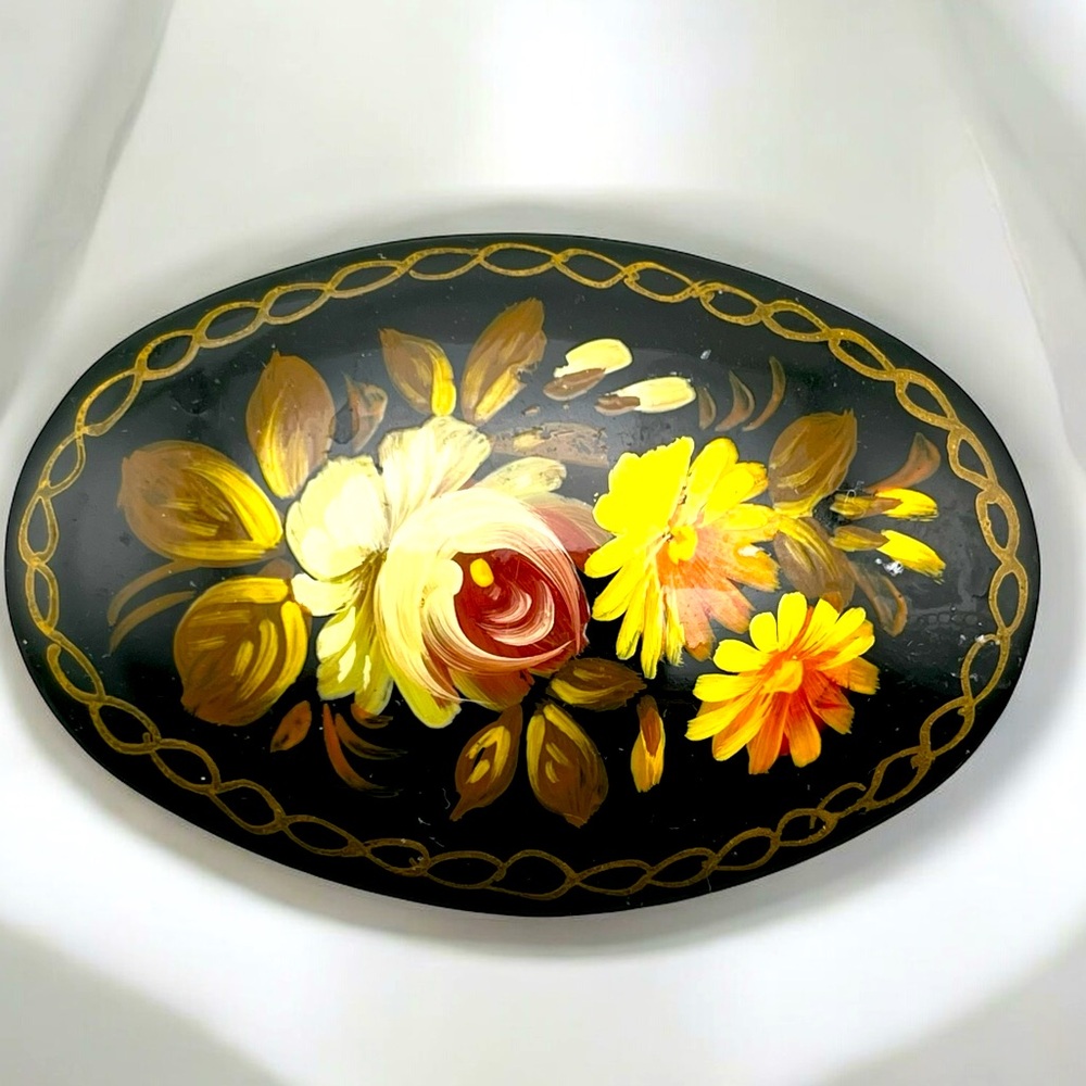 Vintage Russian Hand Painted Floral Folk Art Lacquered Brooch
